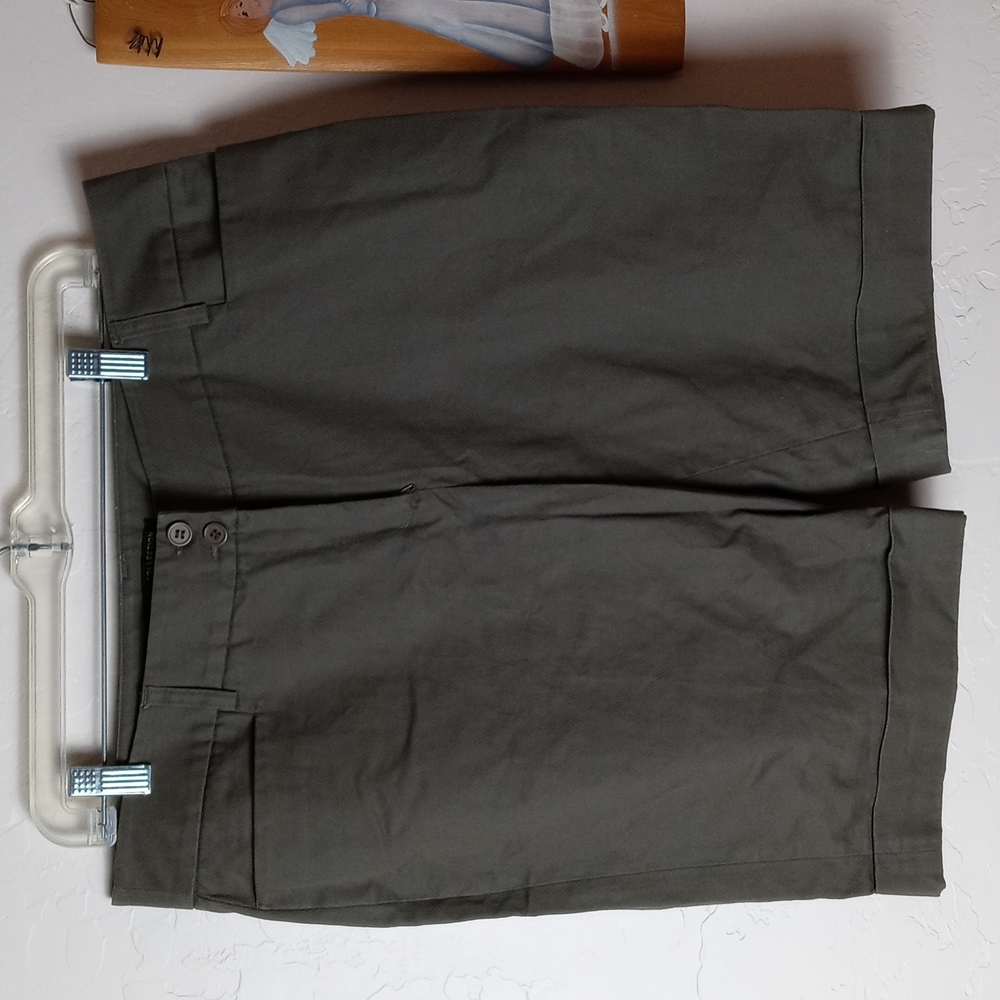 Dahlia Collection Bermuda Shorts